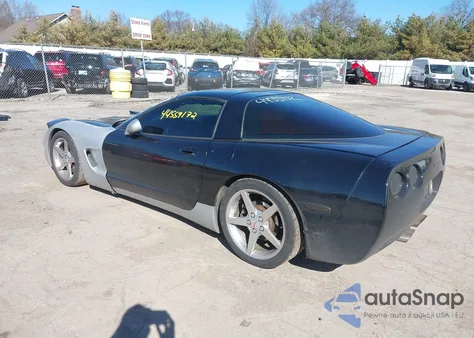2000 Chevrolet Corvette z USA, uszkodzony, nr VIN 1G1YY22G9Y5100431